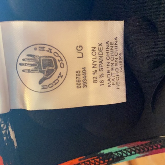 Body glove bikini top - Picture 3 of 3